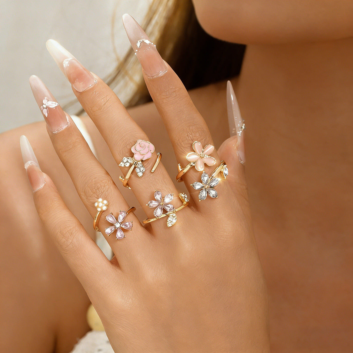 Gold Plated Flower Open Ring Set for Women, 4Pcs Stackable Pink Floral Rings with Crystal & Pearl, Hypoallergenic Adjustable Statement Rings for Daily/Party